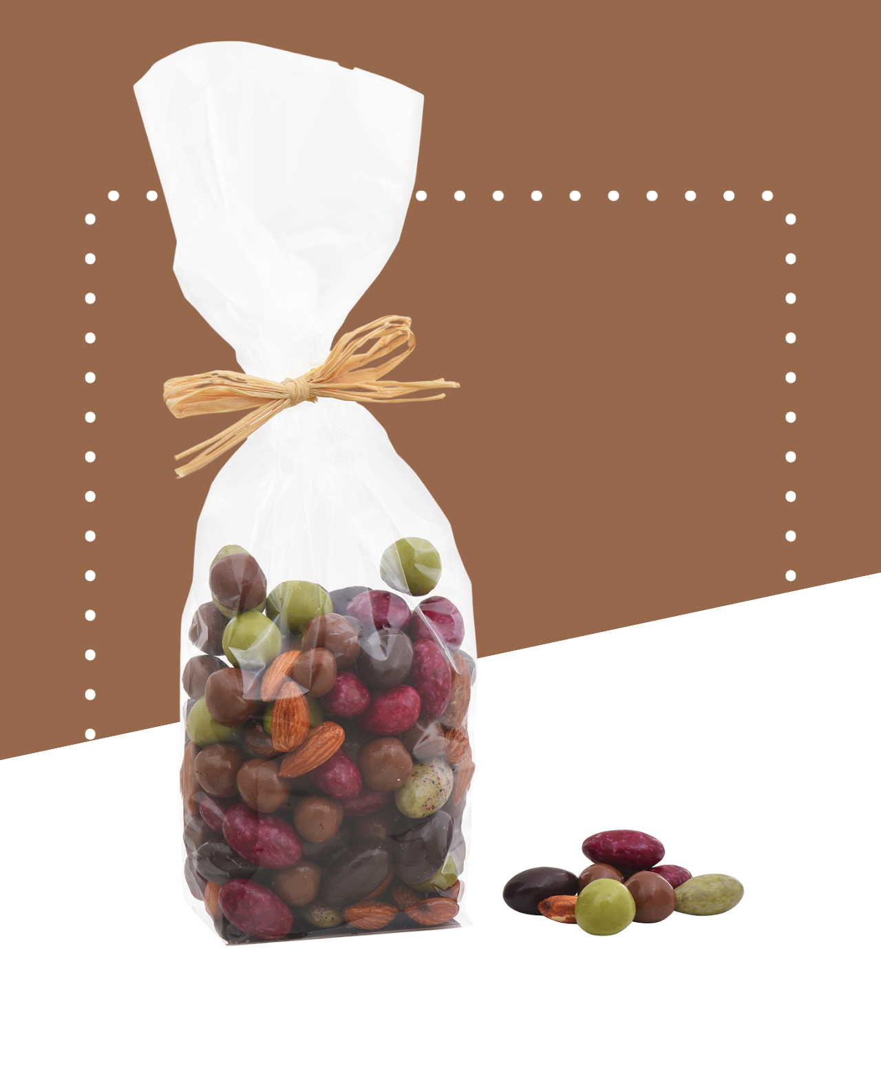 Amandes et noisettes enrobées de chocolat et caramélisées dans un bol.