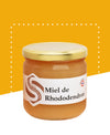 Pot de 500g de miel de rhododendron doux et légèrement boisé récolté en Ariège en été